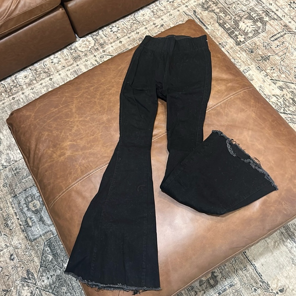 Three Birds Nest black Flares